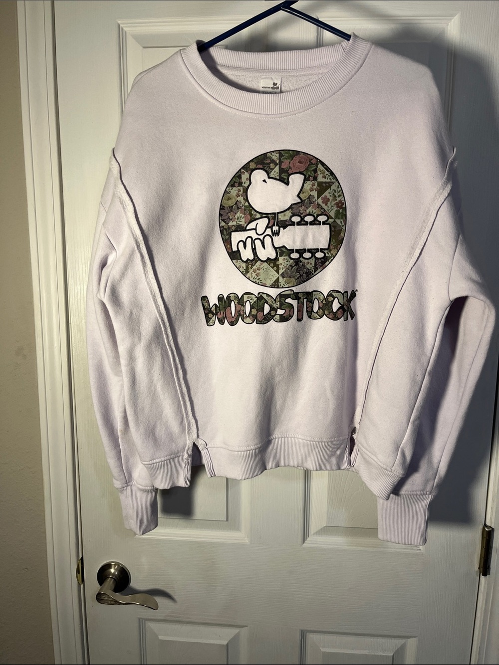 Time and Tru Light Lavender Crewneck Sweatshirt